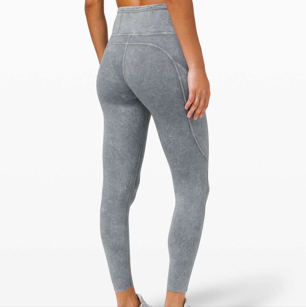 EUC  Lululemon Fast and Free High Rise Tight 25" *Ice Dye Ice Wash Asphalt Grey